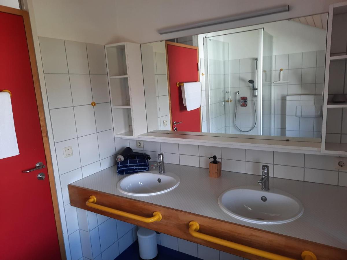 Bodensee Apartments Kressbronn "Haus Am Seepark" Кресброн ам Бодензее Екстериор снимка